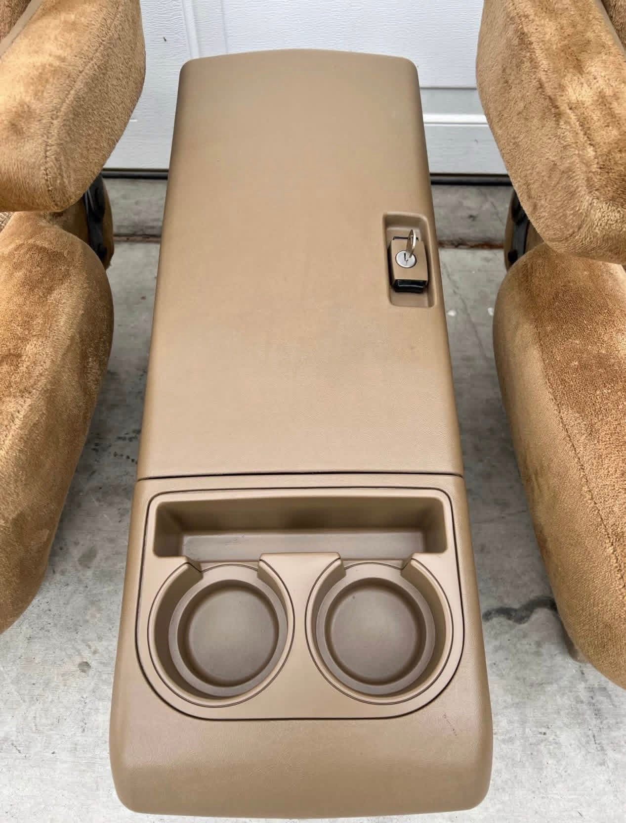 1988-1994 seats & center console - Image 6