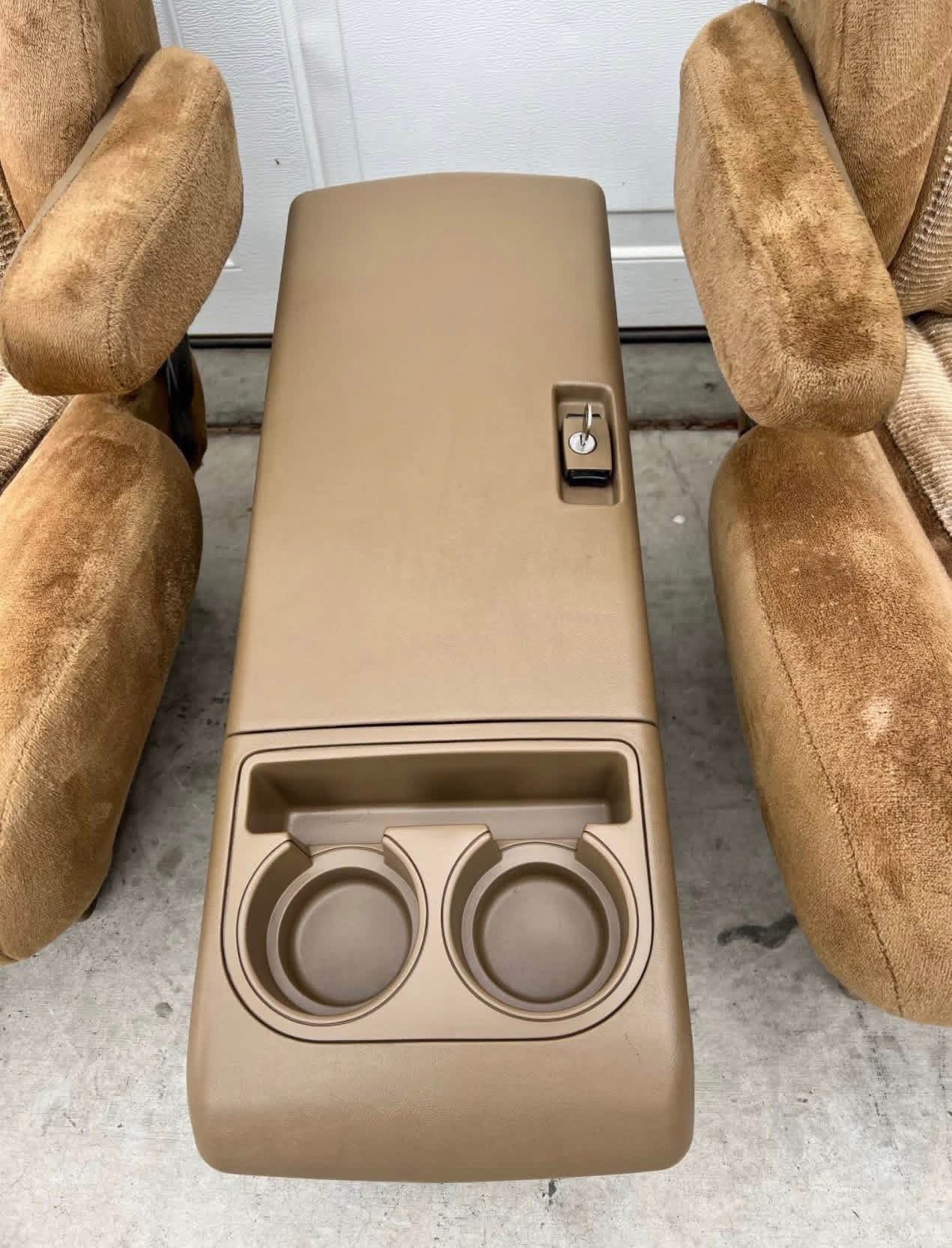 1988-1994 seats & center console - Image 5