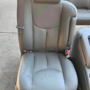 2004 Chevy Silverado Seats